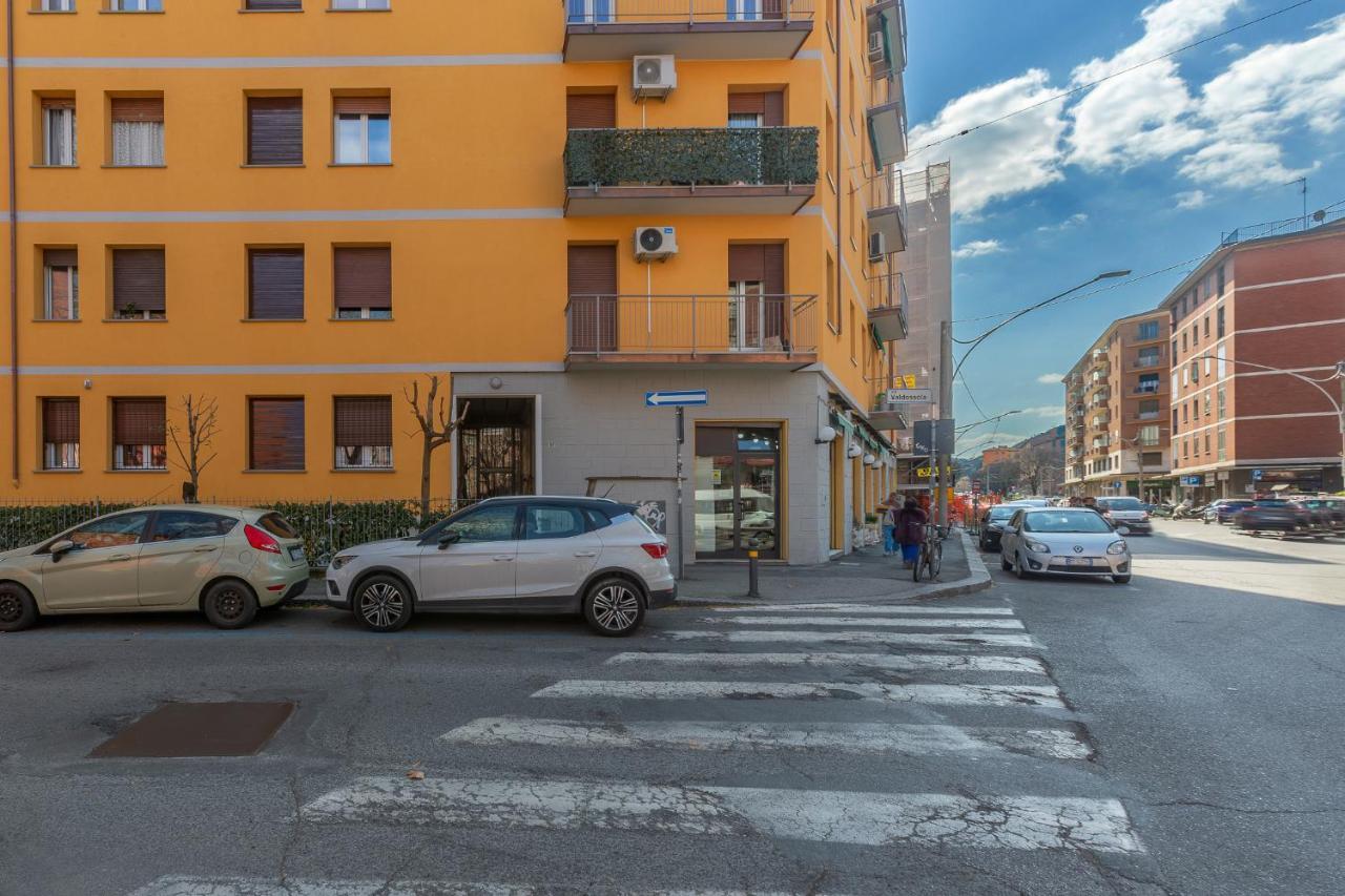 A 500 Mt Dalla Certosa Apartment Bologna Eksteriør bilde