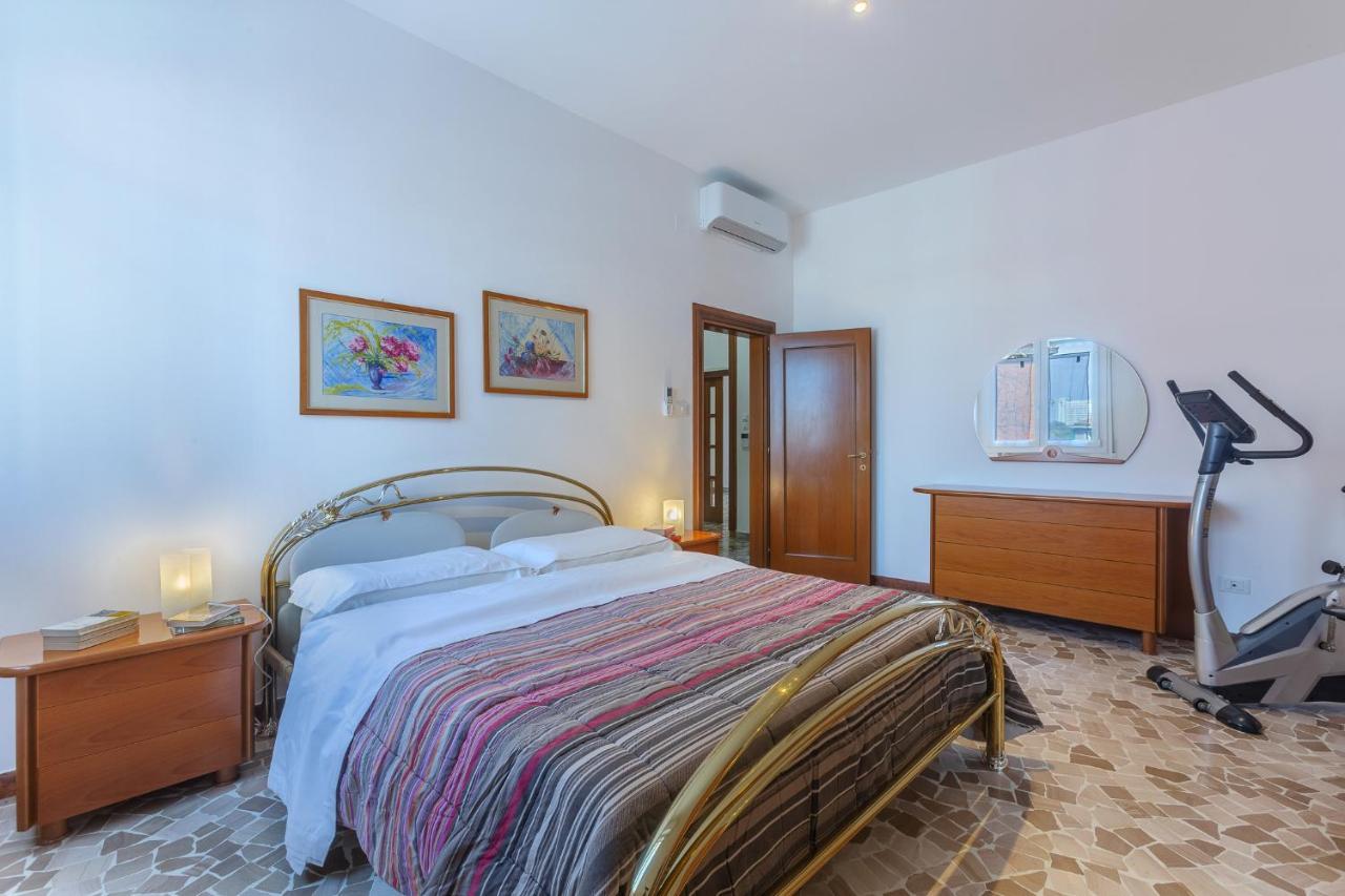 A 500 Mt Dalla Certosa Apartment Bologna Eksteriør bilde