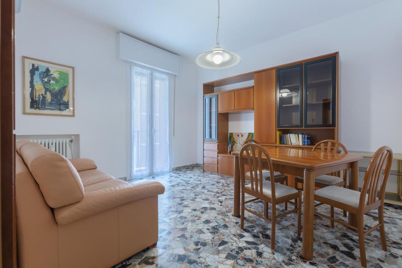 A 500 Mt Dalla Certosa Apartment Bologna Eksteriør bilde